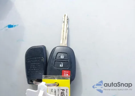 2017 Toyota Rav4 Le z USA, uszkodzony, nr VIN JTMBFREV1HJ149412